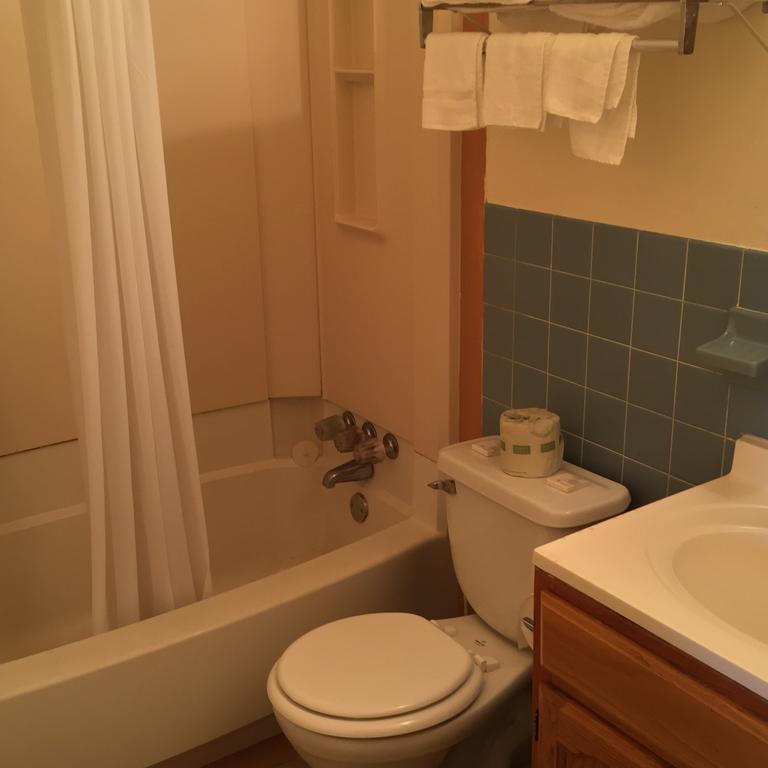 Macthrift Motor Inn Virginia Beach Kültér fotó